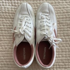 Tretorn tennis shoes
